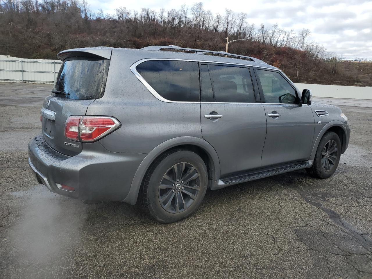 Obraz 3 z 2019 NISSAN ARMADA PLATINUM 2019 z VIN JN8AY2NEXK9757388