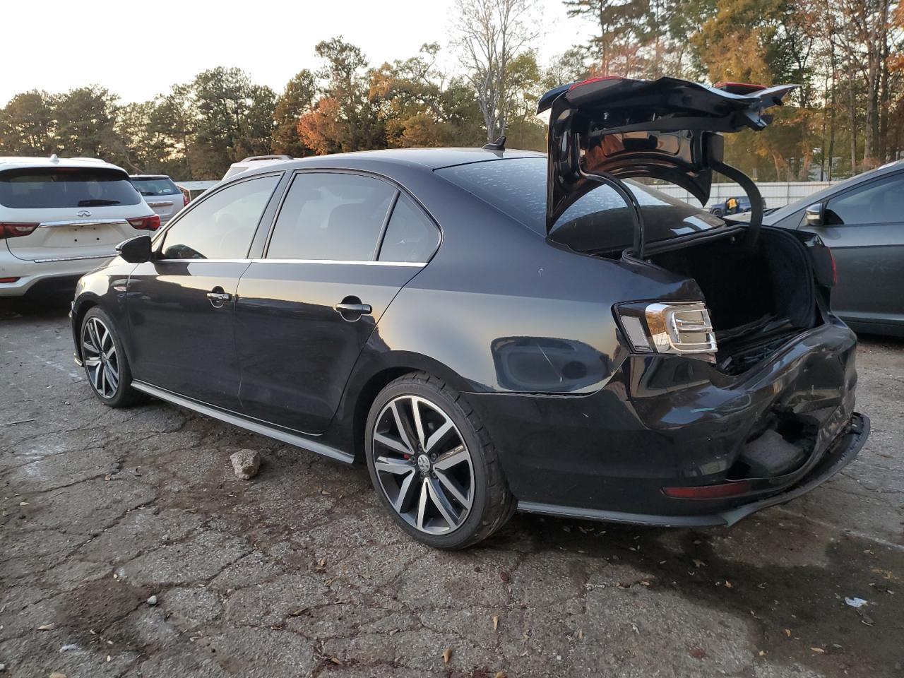 Image 2 of 2018 VOLKSWAGEN JETTA GLI 2018 with VIN 3VW4T7AJ3JM246657