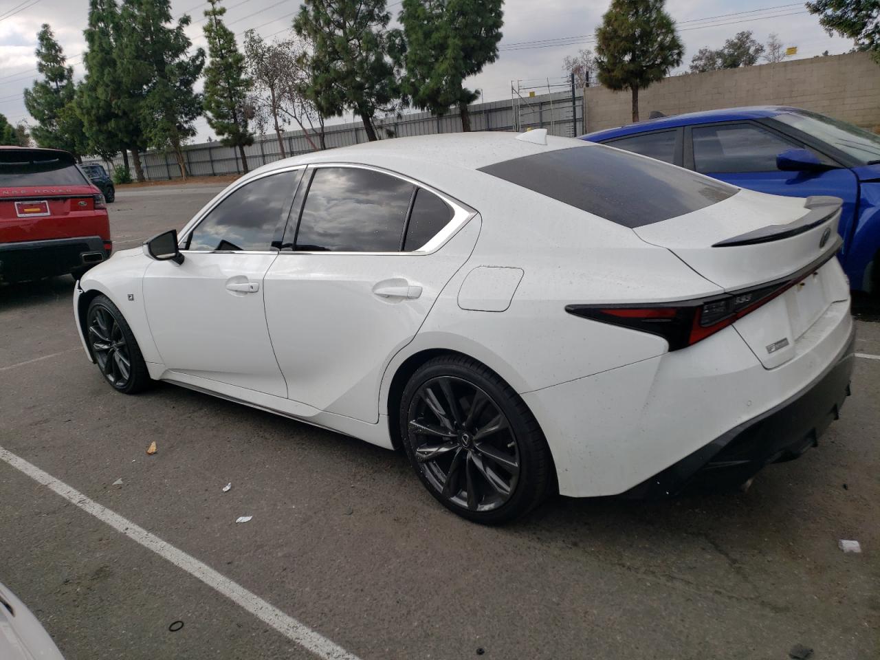 Изображение 2 2021 LEXUS IS 350 F-SPORT 2021 с VIN JTHGZ1B26M5041605