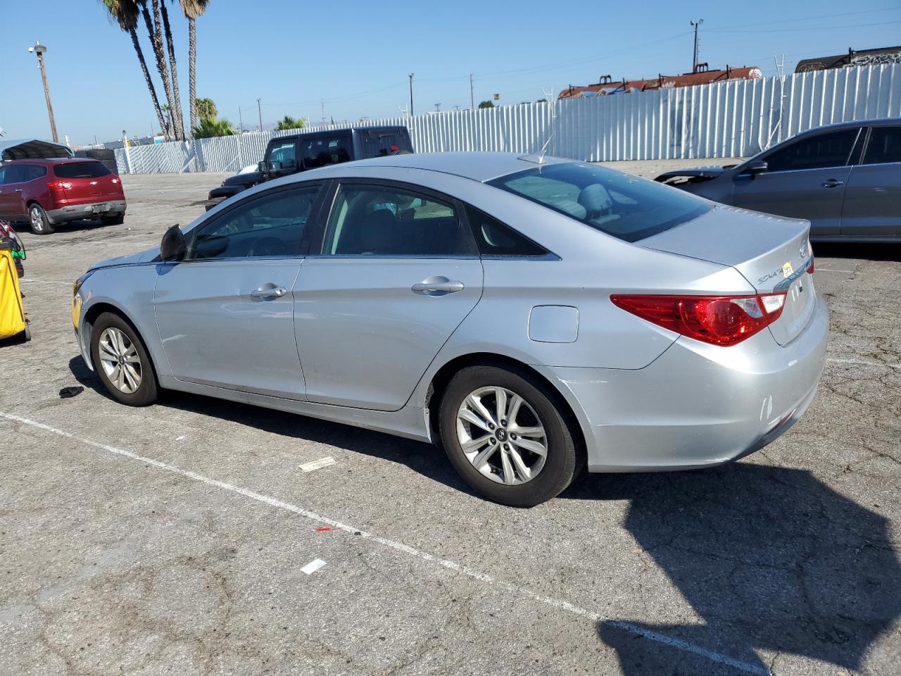 Изображение 2 2013 HYUNDAI SONATA GLS 2013 с VIN 5NPEB4AC0DH800497