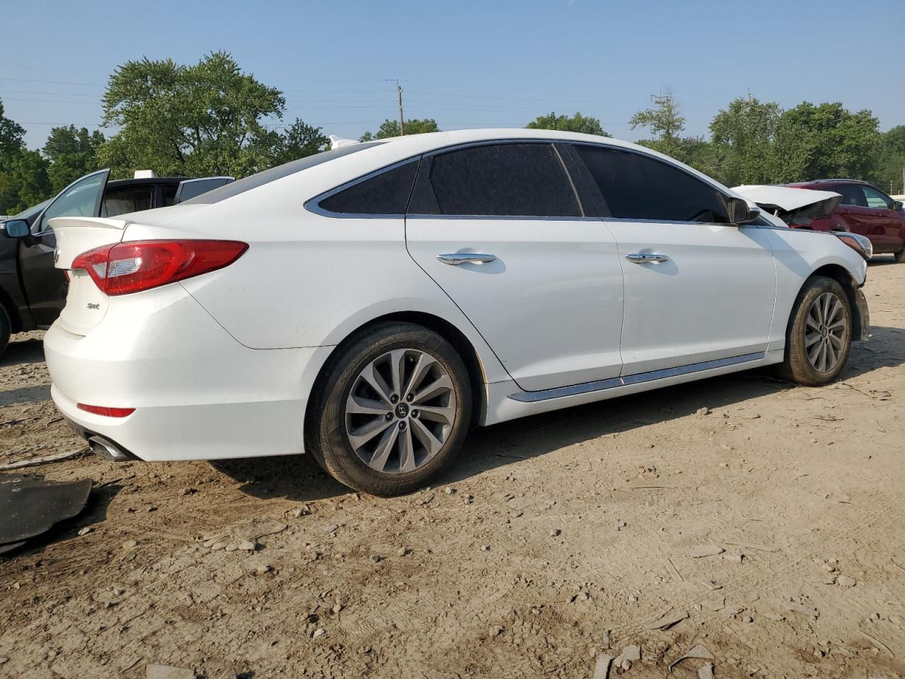 Obraz 3 z 2015 HYUNDAI SONATA SPORT 2015 z VIN 5NPE34AF7FH176451