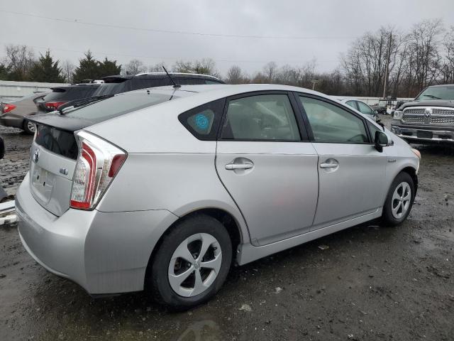 Image 3 of 2015 TOYOTA PRIUS  2015 with VIN JTDKN3DU2F0468944