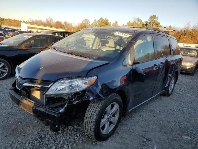 2019 TOYOTA SIENNA LE 2019 image