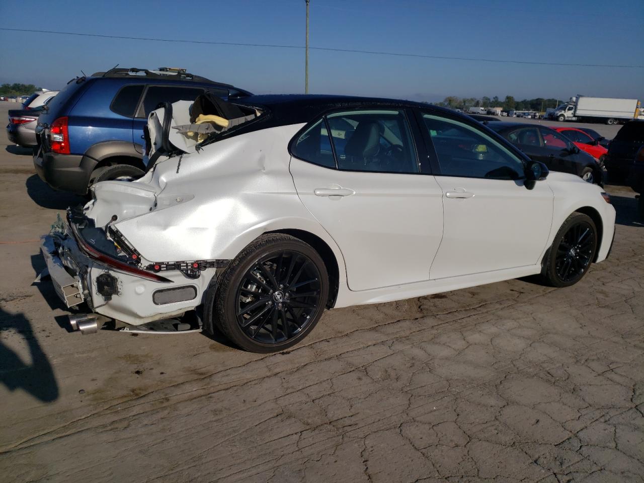 Obraz 3 z 2023 TOYOTA CAMRY XSE 2023 z VIN 4T1K61AK8PU122035