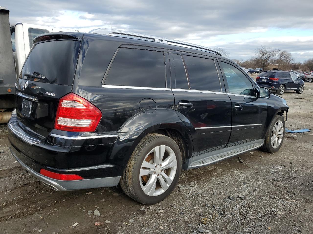 Изображение 3 2012 MERCEDES-BENZ GL 450 4MATIC 2012 с VIN 4JGBF7BE9CA781121