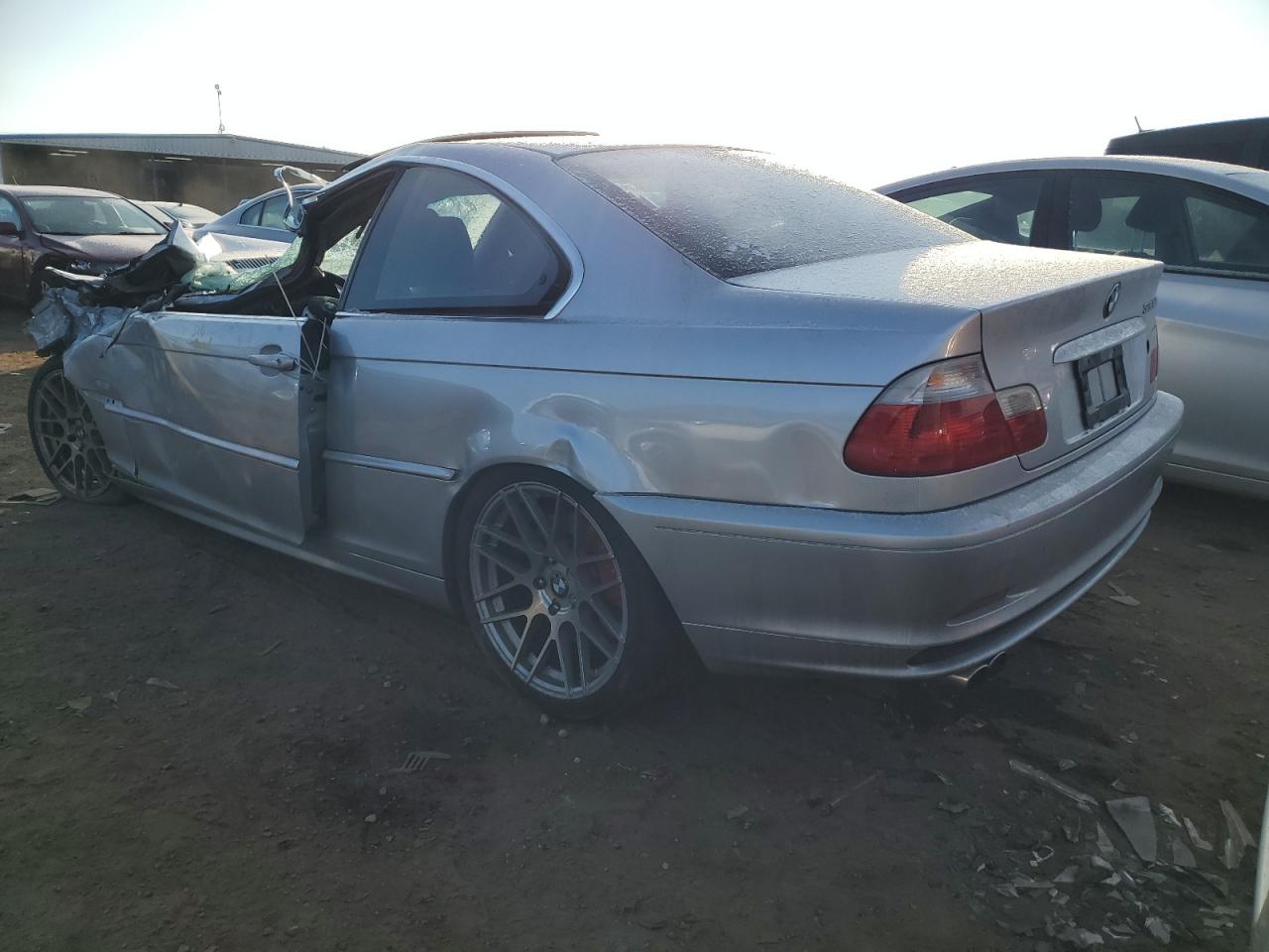 Изображение 2 2003 BMW 330 CI 2003 с VIN WBABN53463PH04981