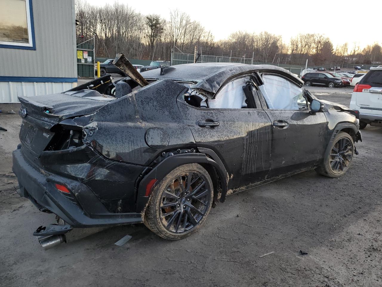 Изображение 3 2022 SUBARU WRX LIMITED 2022 с VIN JF1VBAN63N8005923