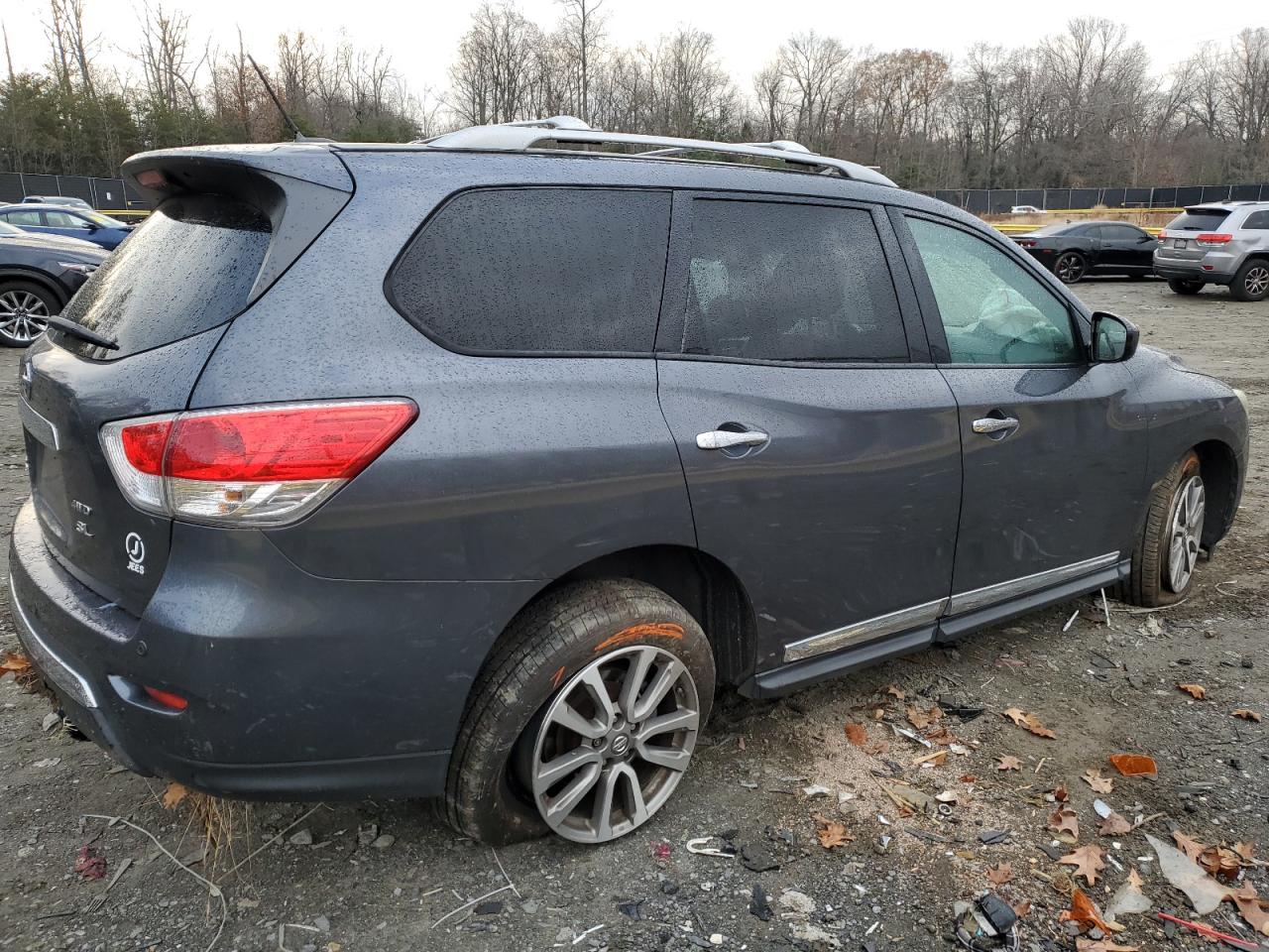 Image 3 of 2013 NISSAN PATHFINDER S 2013 with VIN 5N1AR2MM7DC622291
