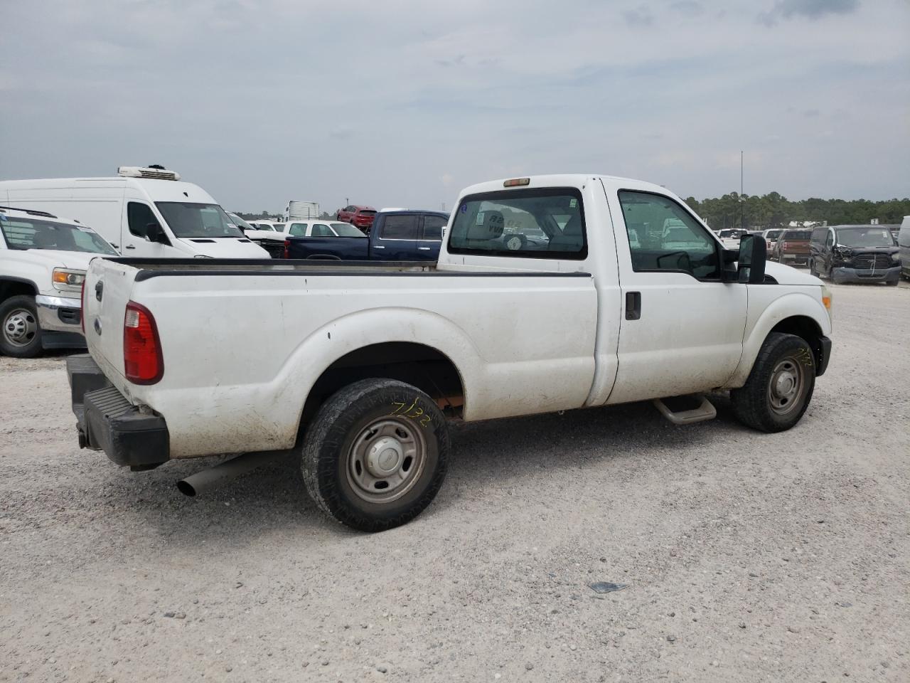 Image 3 of Ford F250 Super Duty 2011 with VIN 1FTBF2A68BEA51466