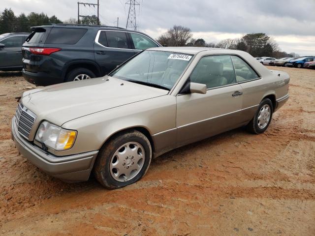 Obraz 1 z 1994 MERCEDES-BENZ E 320 1994 z VIN WDBEA52E1RC007154