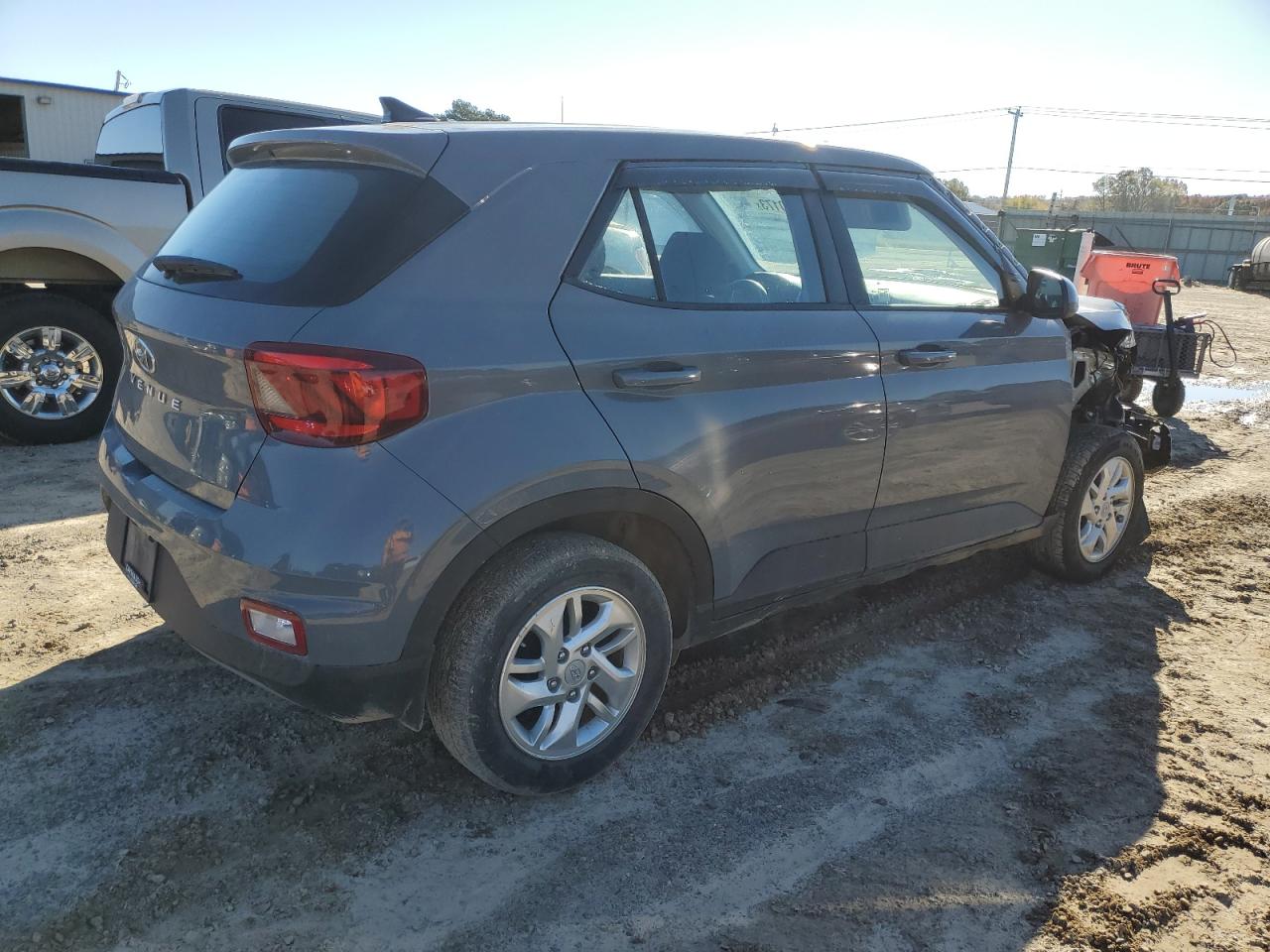 Obraz 3 z 2021 HYUNDAI VENUE SE 2021 z VIN KMHRB8A36MU077832