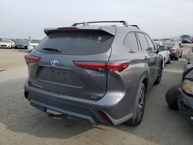 Image 3 of 2022 TOYOTA HIGHLANDER HYBRID XLE 2022 with VIN 5TDHBRCH1NS554073