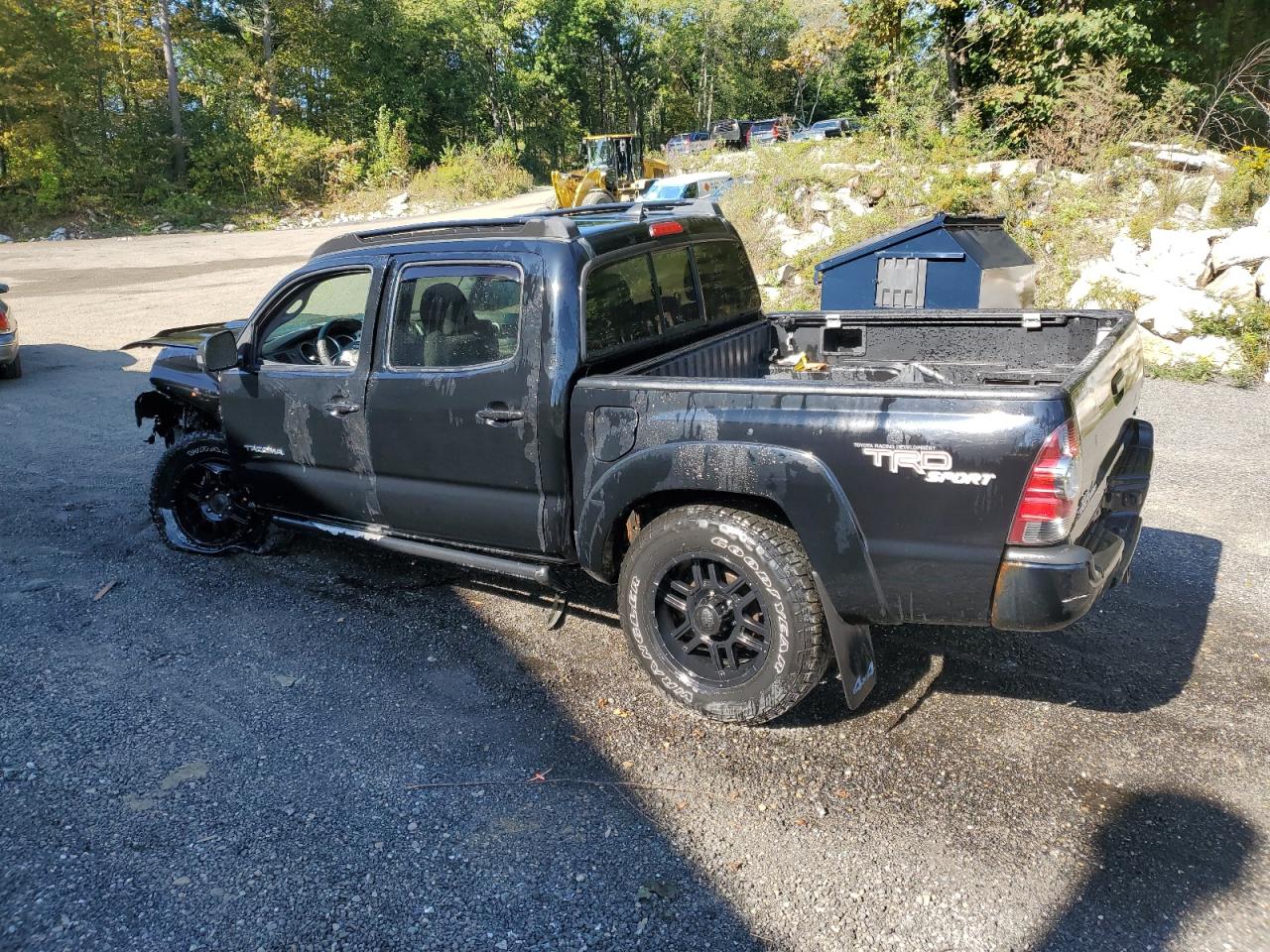 Image 2 of 2012 TOYOTA TACOMA DOUBLE CAB 2012 with VIN 3TMLU4ENXCM095763