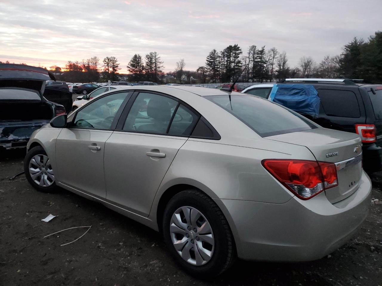 Изображение 2 2013 CHEVROLET CRUZE LS 2013 с VIN 1G1PA5SG3D7165114