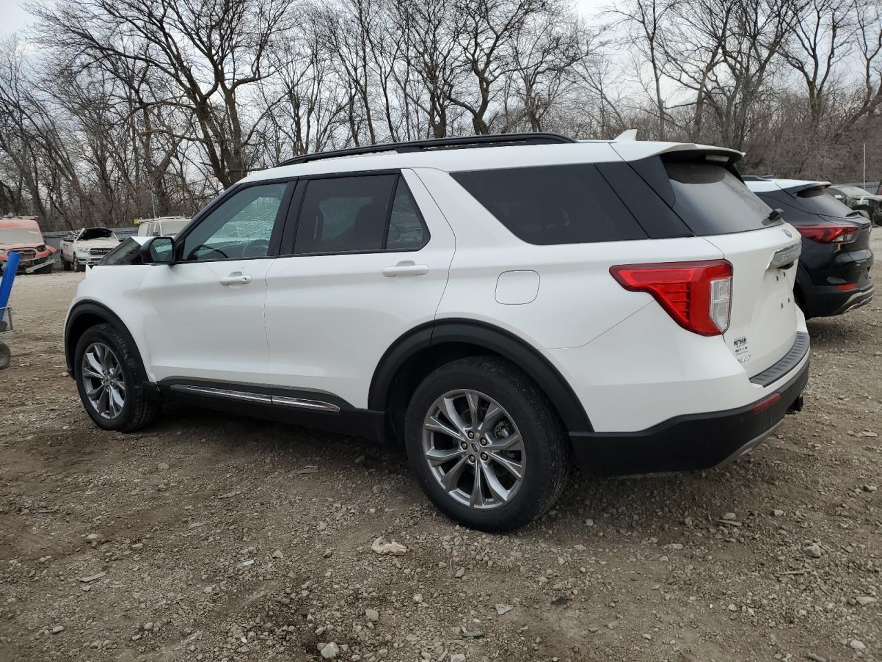 Obraz 2 z 2023 FORD EXPLORER XLT 2023 z VIN 1FMSK8DH7PGA11852