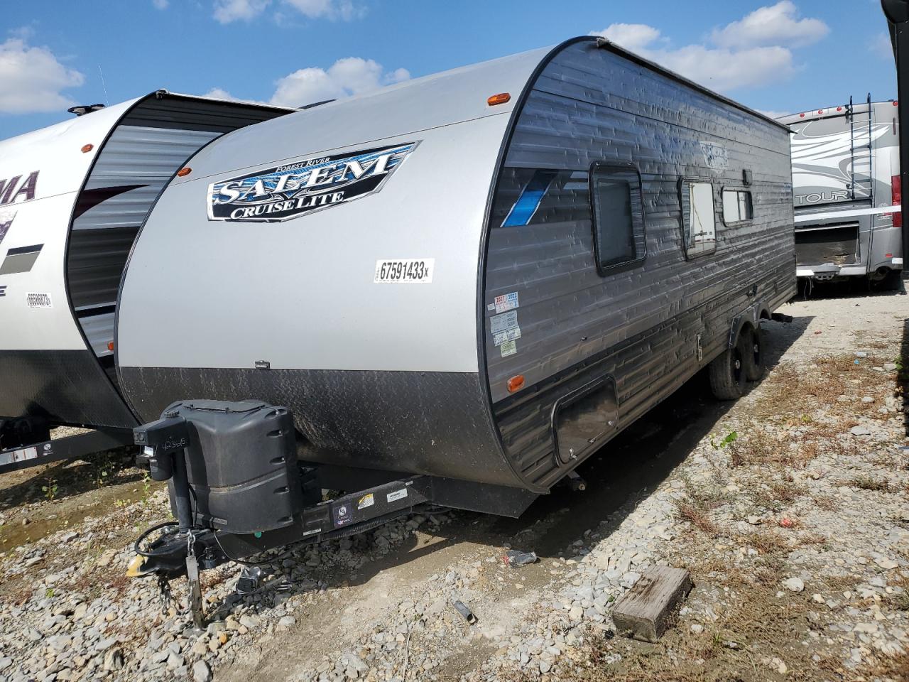 Изображение 2 2021 WILDWOOD SALEM 2021 с VIN 4X4TSMB23M7423515