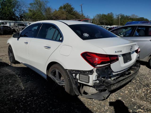 Image 2 of 2019 MERCEDES-BENZ A 220 2019 with VIN WDD3G4EB9KW029173