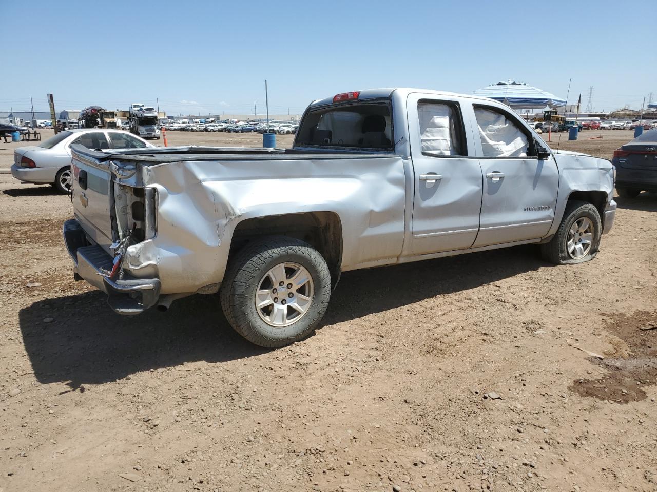 Obraz 3 z 2015 CHEVROLET SILVERADO C1500 LT 2015 z VIN 1GCRCREHXFZ362410