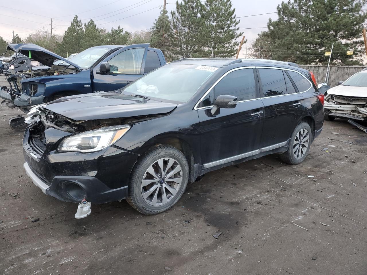 Obraz 1 z 2017 SUBARU OUTBACK TOURING 2017 z VIN 4S4BSETC9H3344146