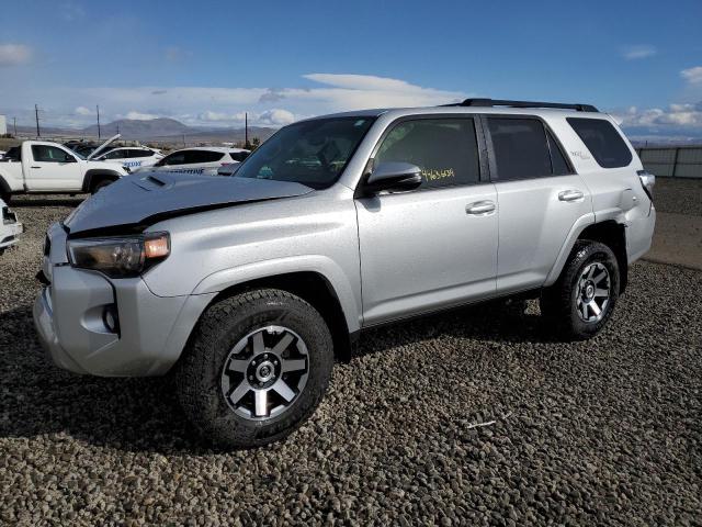 Изображение 1 2019 TOYOTA 4RUNNER SR5 2019 с VIN JTEBU5JR6K5658835