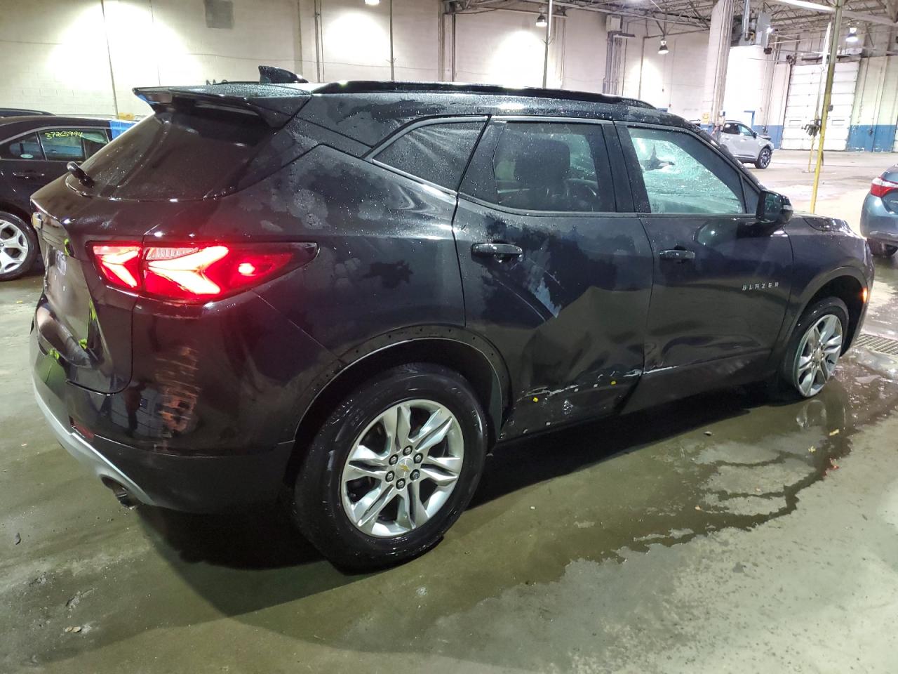Изображение 3 2020 CHEVROLET BLAZER 2LT 2020 с VIN 3GNKBCRS8LS677391