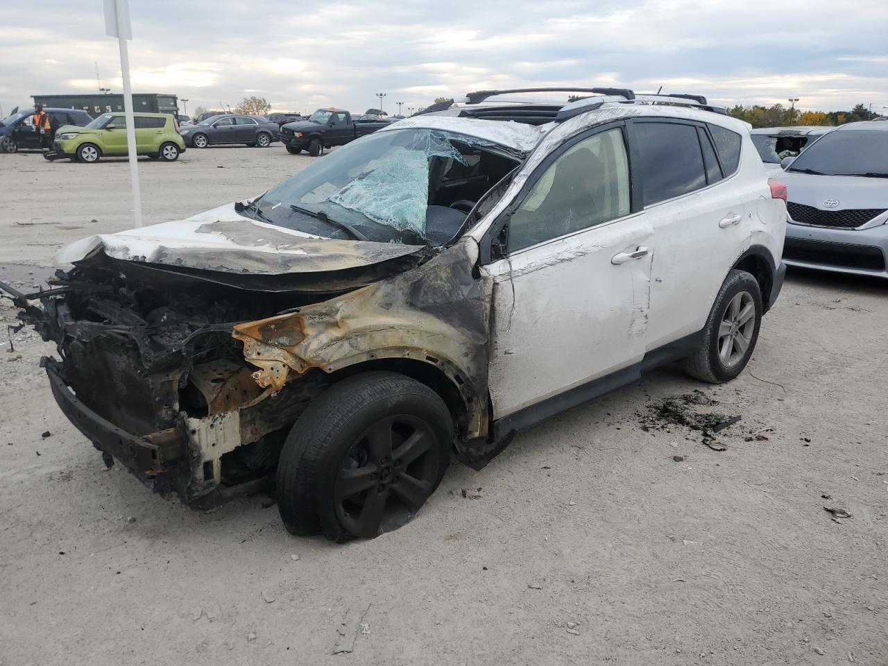 Изображение 1 2013 TOYOTA RAV4 XLE 2013 с VIN JTMRFREV3D5006382