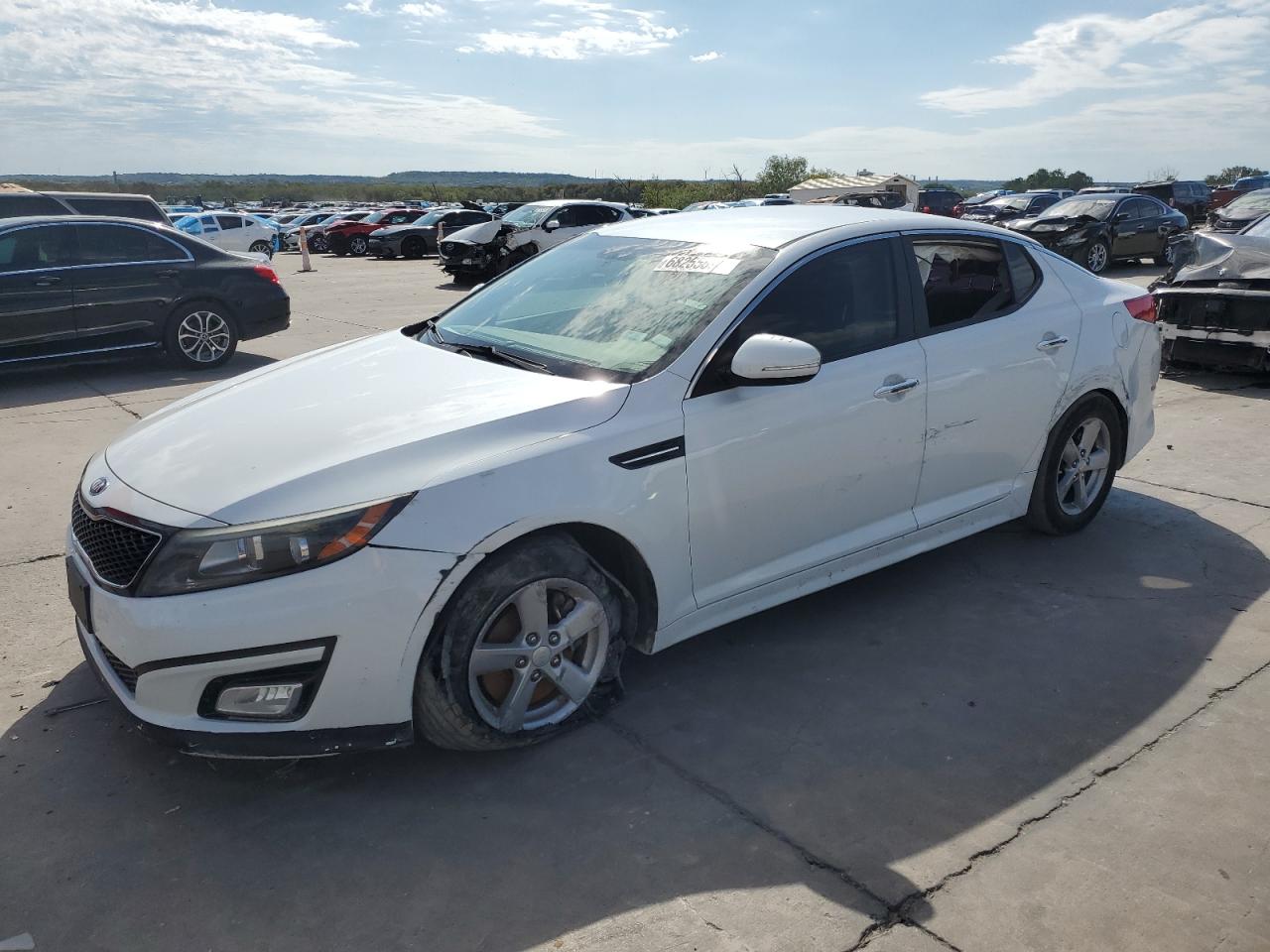 Obraz 1 z 2015 KIA OPTIMA LX 2015 z VIN 5XXGM4A75FG433133