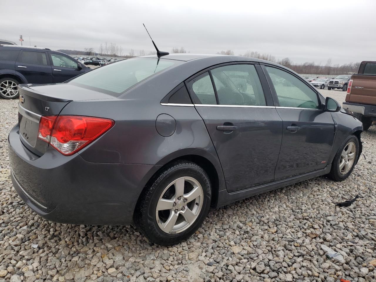 Obraz 3 z 2013 CHEVROLET CRUZE LT 2013 z VIN 1G1PC5SB7D7135225