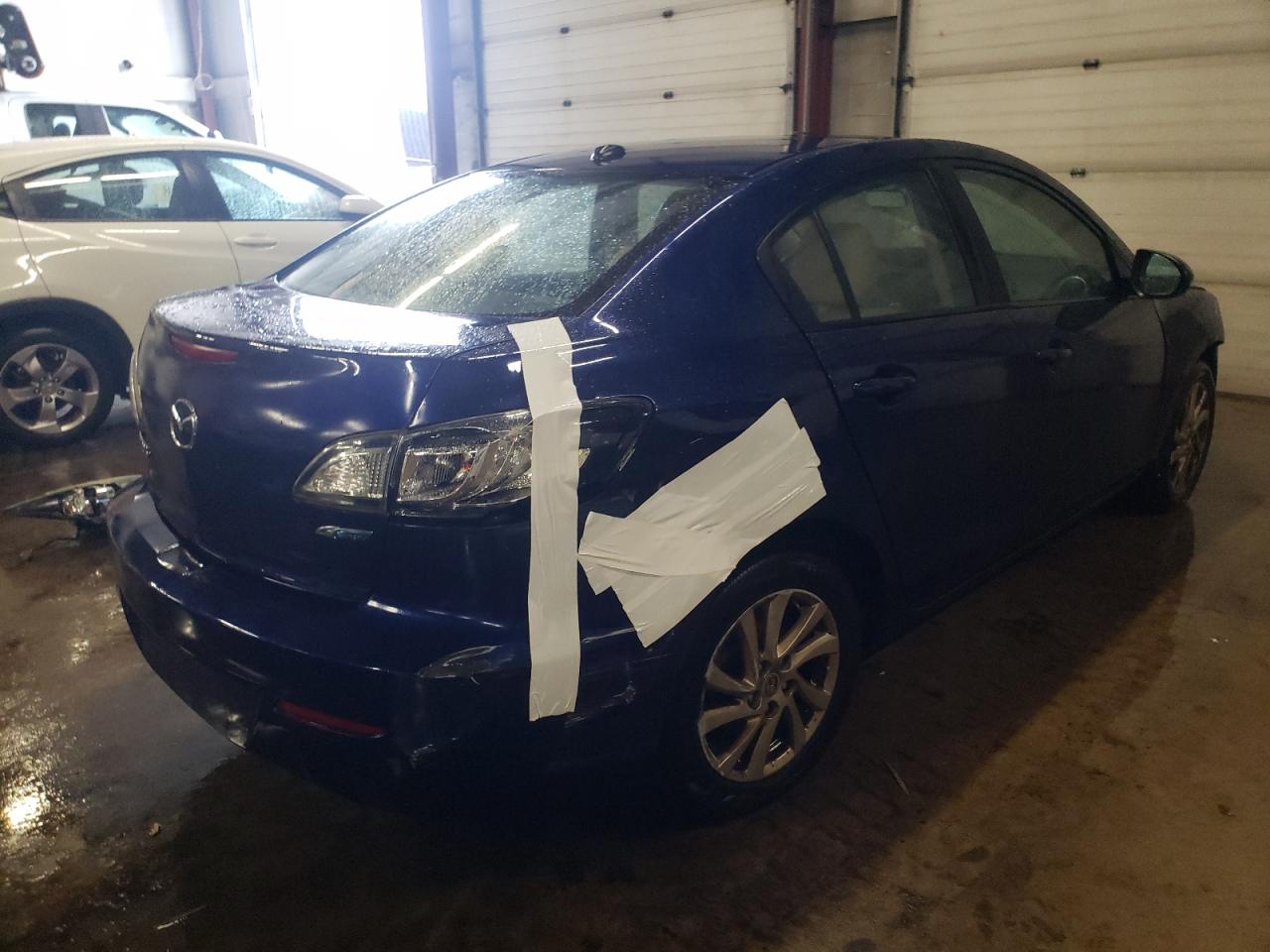 Image 3 of 2012 MAZDA 3 I 2012 with VIN JM1BL1W89C1635560