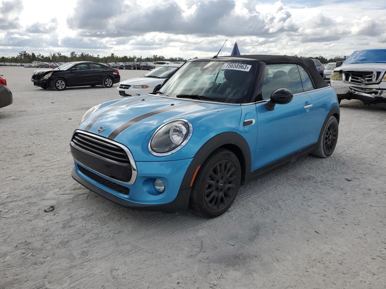 2019 MINI COOPER  2019 image