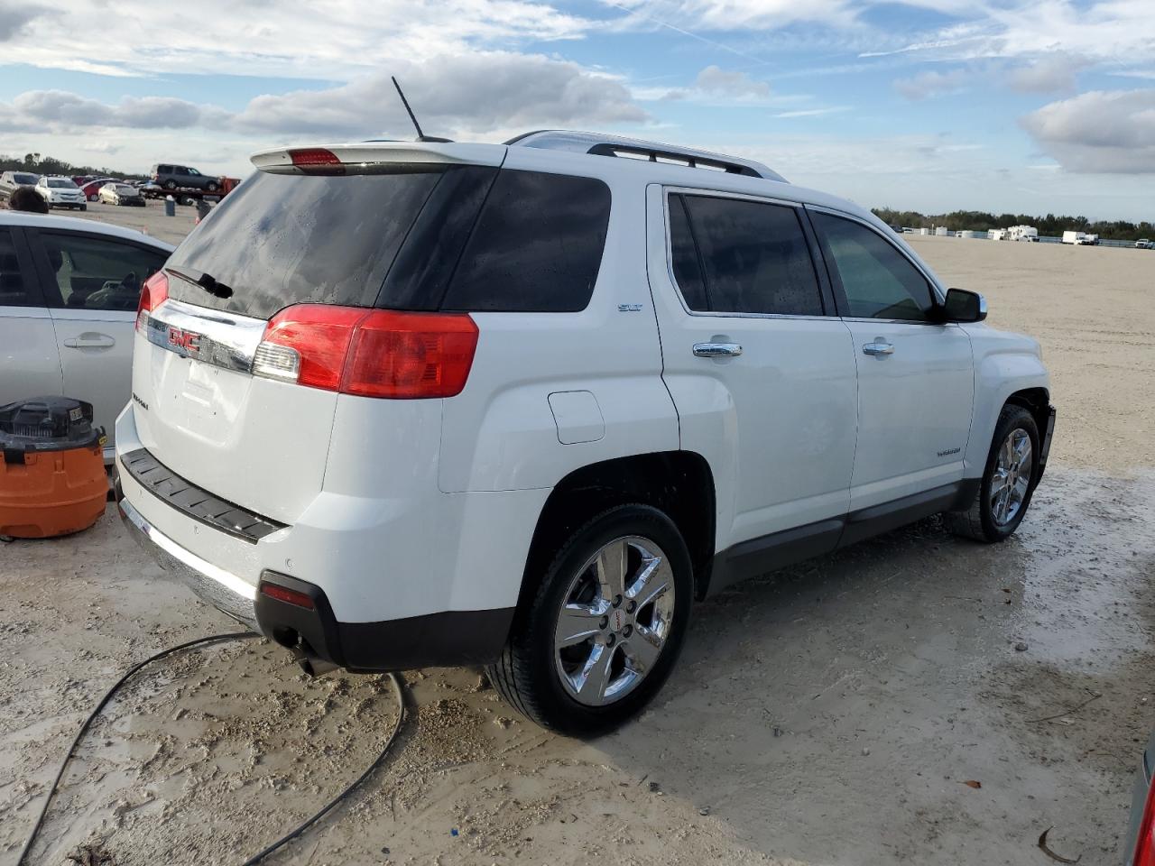 Obraz 3 z 2015 GMC TERRAIN SLT 2015 z VIN 2GKFLTE35F6192879