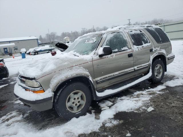 Image 1 of 1998 Chevrolet Blazer 1998 with VIN 1GNDT13W5W2292974