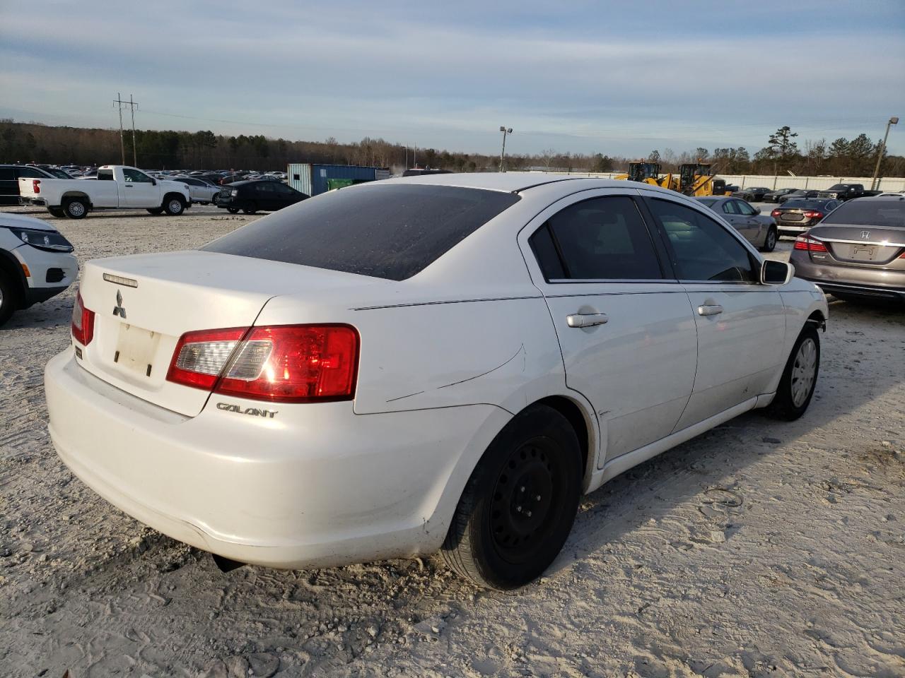 Obraz 3 z 2011 MITSUBISHI GALANT ES 2011 z VIN 4A32B3FF9BE015230