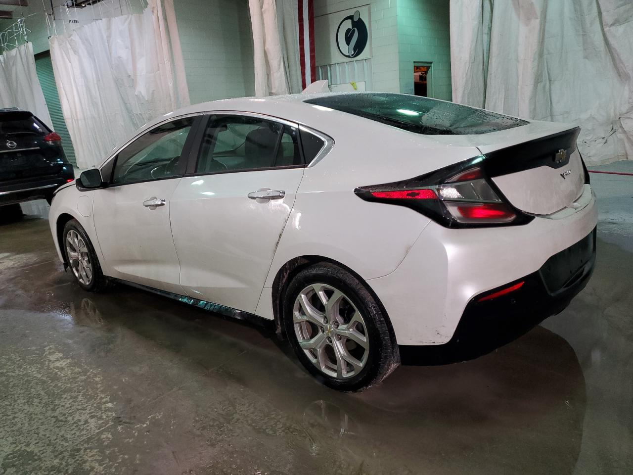 Obraz 2 z 2018 CHEVROLET VOLT PREMIER 2018 z VIN 1G1RD6S59JU112080