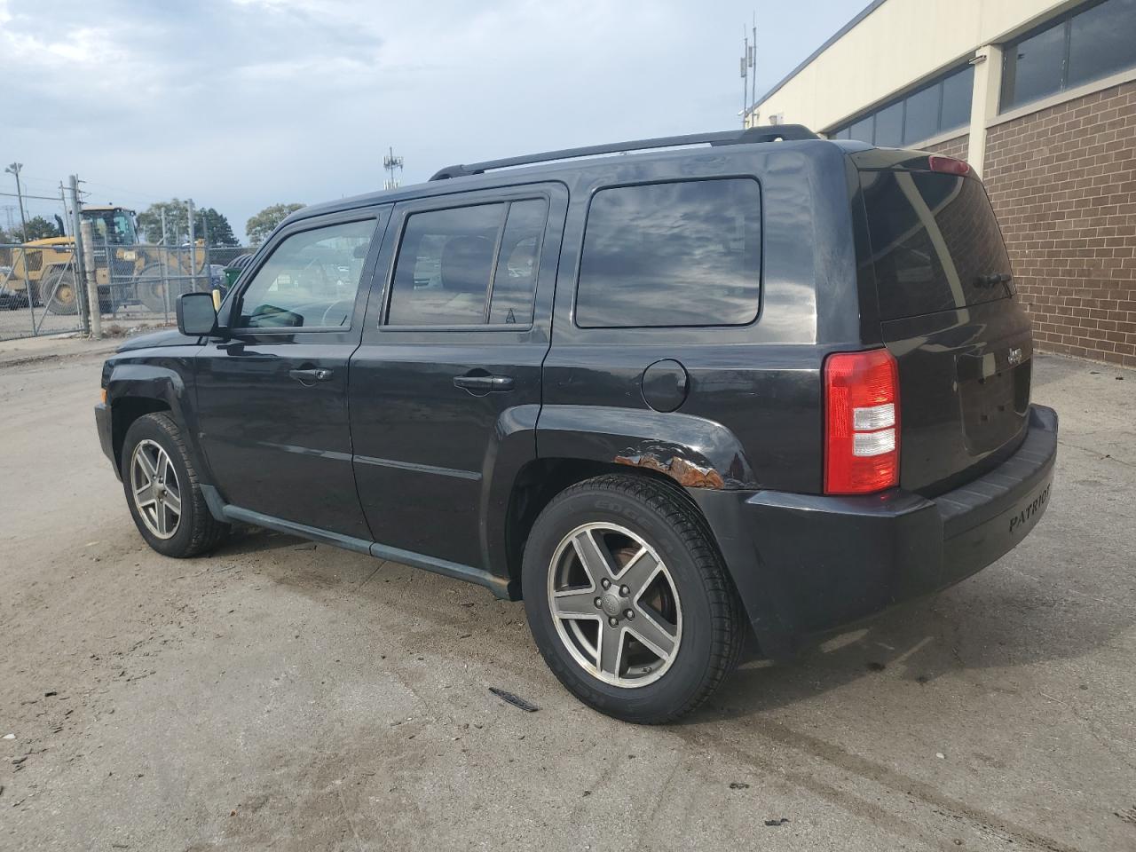 Obraz 2 z 2010 JEEP PATRIOT SPORT 2010 z VIN 1J4NT2GB4AD502692