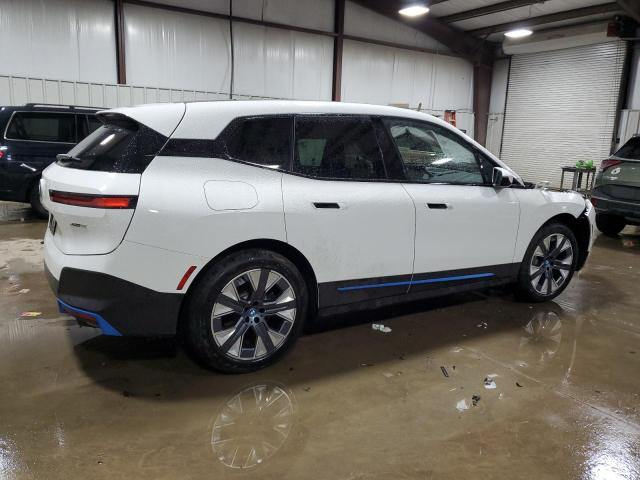 Image 3 of 2024 BMW IX XDRIVE50 2024 with VIN WB523CF09RCR07670