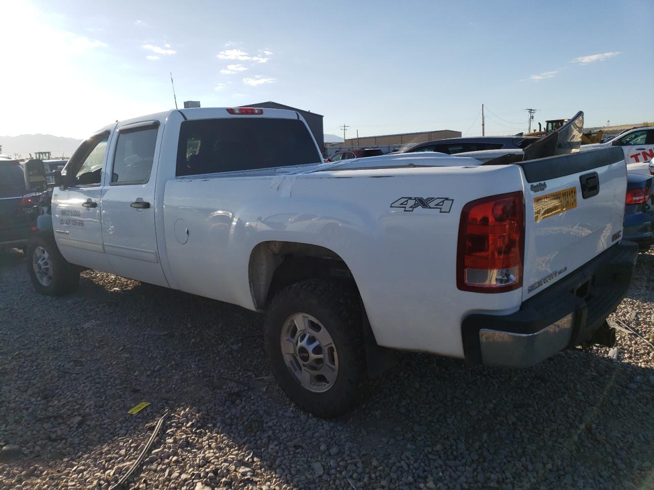 Image 2 of 2014 GMC SIERRA K2500 SLE 2014 with VIN 1GT120CG6EF175476