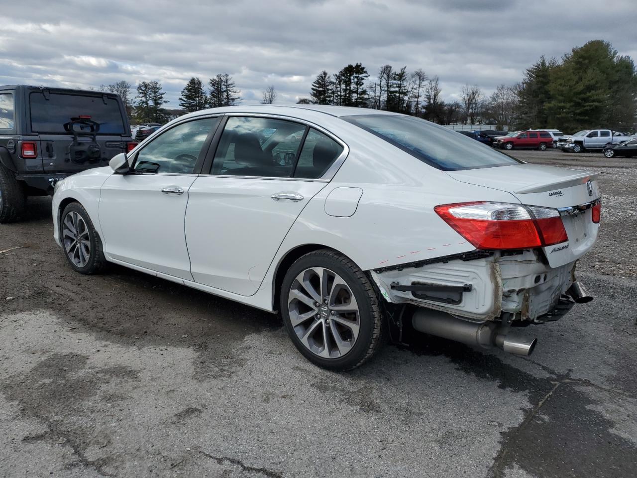 Изображение 2 2015 HONDA ACCORD SPORT 2015 с VIN 1HGCR2F54FA044959