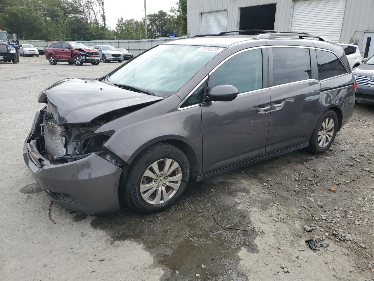 Image 1 of 2016 HONDA ODYSSEY SE 2016 with VIN 5FNRL5H35GB097797