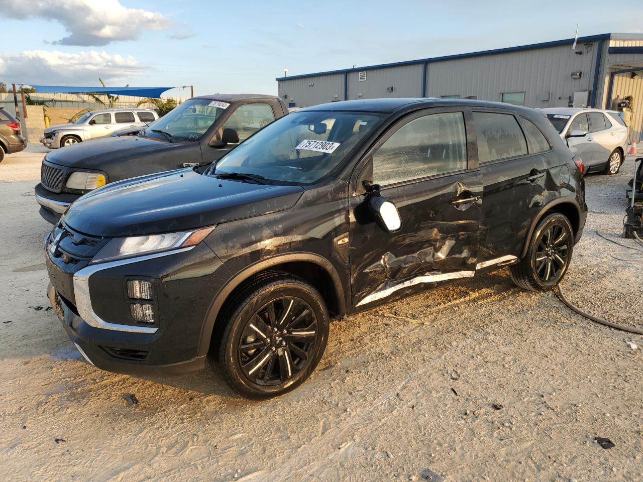 2022 MITSUBISHI OUTLANDER SPORT ES 2022 image