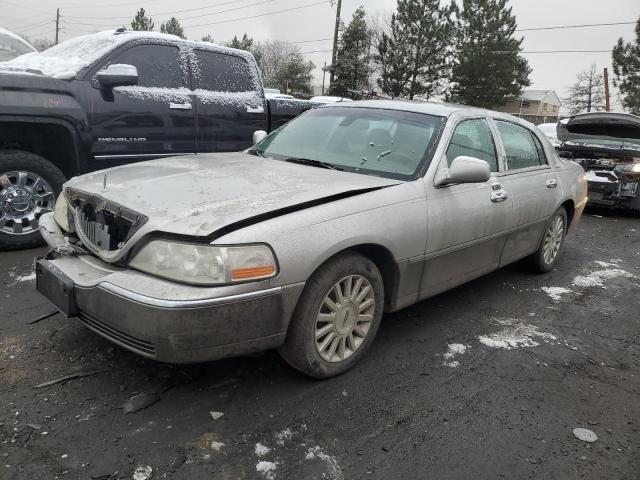Image 1 of 2003 LINCOLN TOWN CAR SIGNATURE 2003 with VIN 1LNHM82W63Y602524