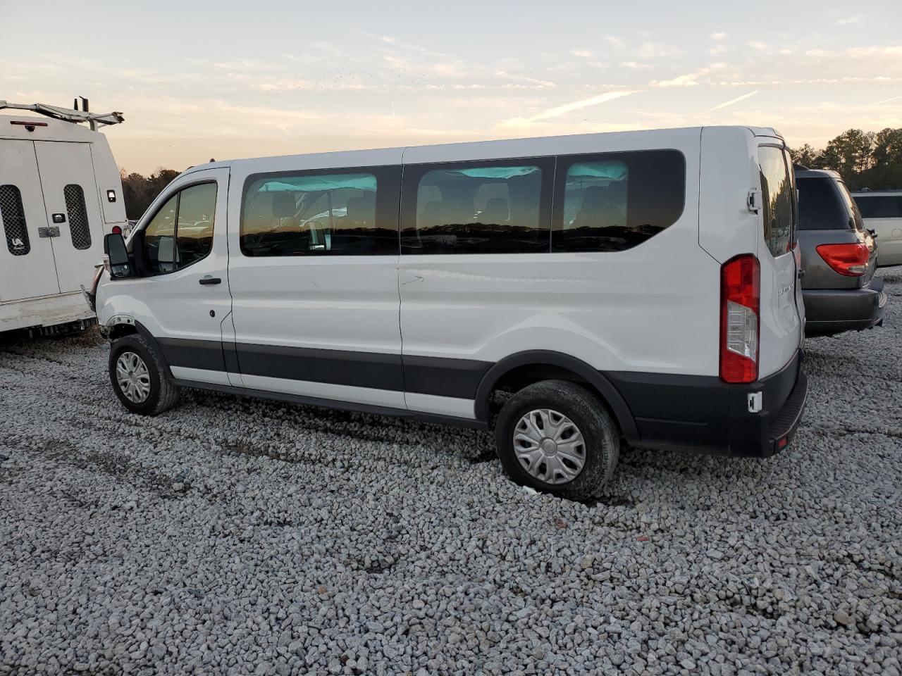 Image 2 of 2021 FORD TRANSIT T-350 2021 with VIN 1FBAX2Y87MKA64895