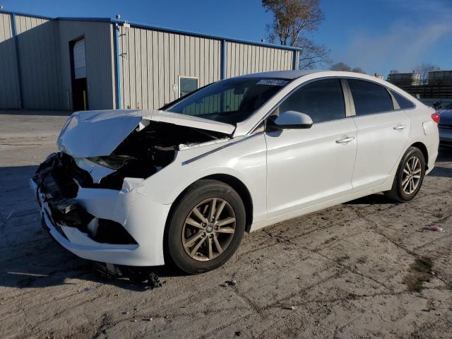 Obraz 1 z 2017 HYUNDAI SONATA SE 2017 z VIN 5NPE24AF5HH538718