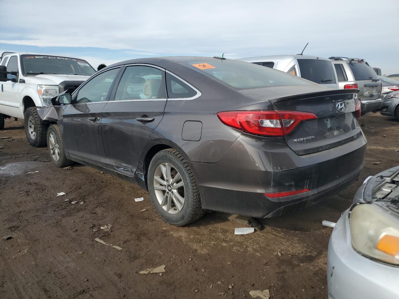 Image 2 of 2017 HYUNDAI SONATA SE 2017 with VIN 5NPE24AF5HH453135