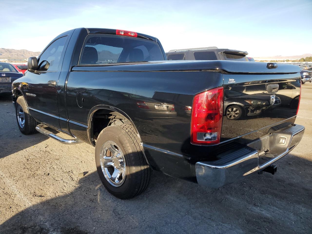 Obraz 2 z 2005 DODGE RAM 1500 ST 2005 z VIN 1D7HA16D35J649430