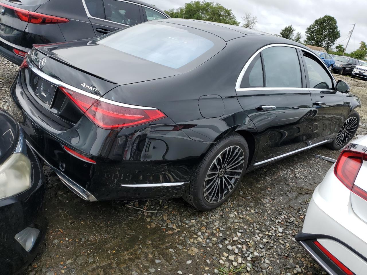 Image 3 of 2022 MERCEDES-BENZ S 580 4MATIC 2022 with VIN W1K6G7GB7NA141824