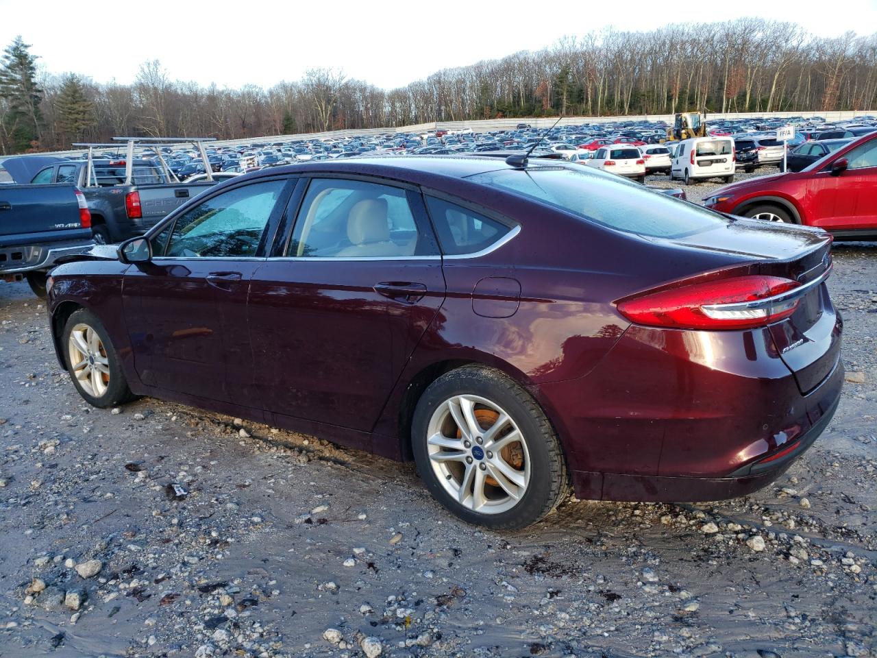 Image 2 of 2018 FORD FUSION SE 2018 with VIN 3FA6P0H76JR135059