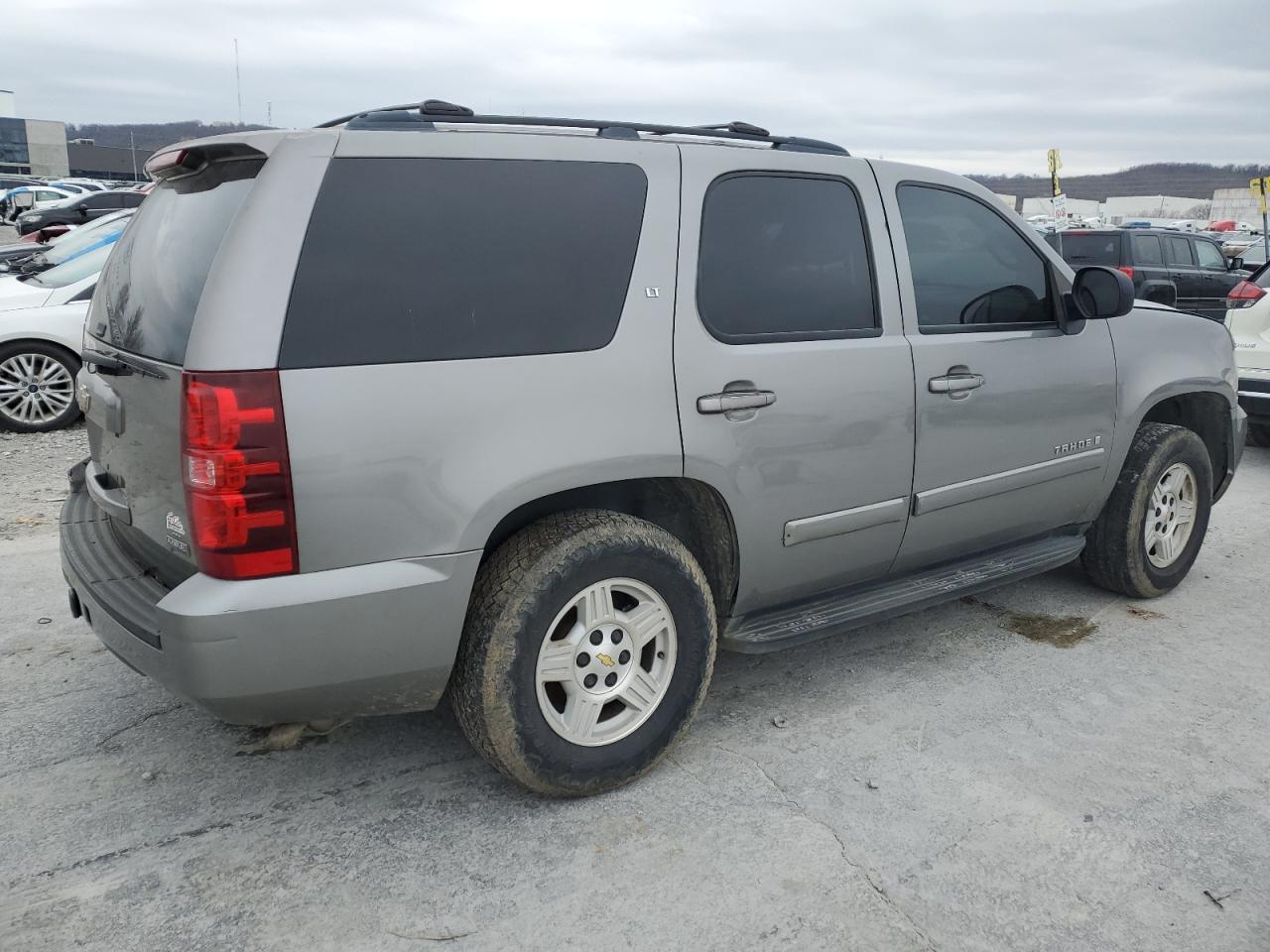 Image 3 of 2008 CHEVROLET TAHOE C1500 2008 with VIN 1GNFC13038R154882