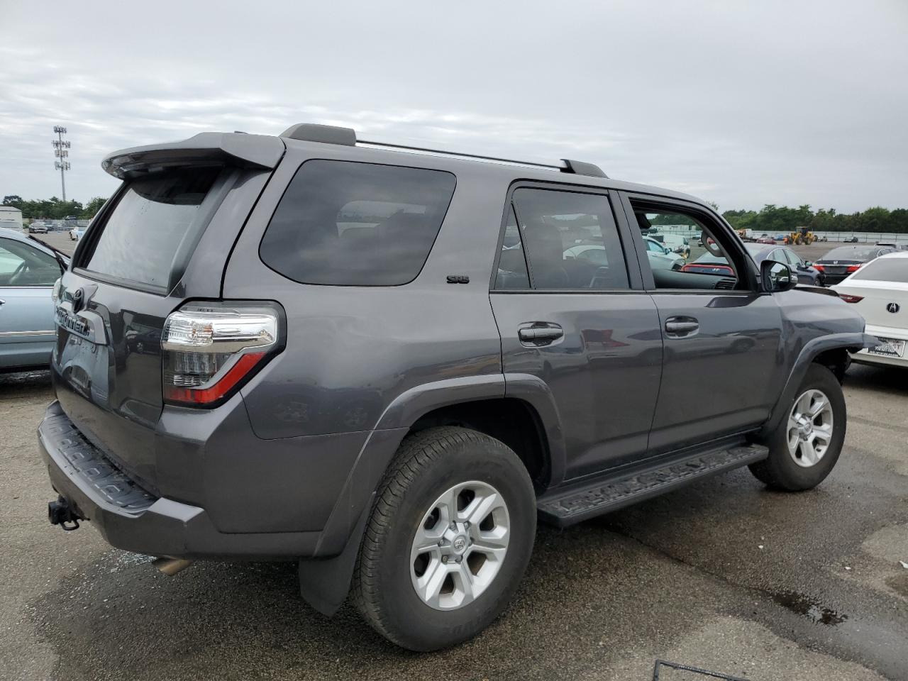Obraz 3 z 2020 TOYOTA 4RUNNER SR5/SR5 PREMIUM 2020 z VIN JTEBU5JR4L5751872