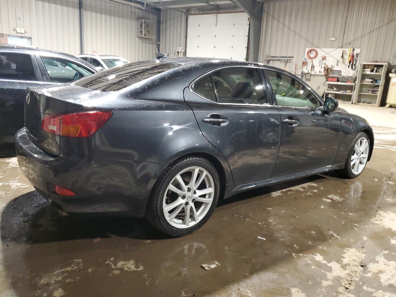 Изображение 3 2007 LEXUS IS 250 2007 с VIN JTHBK262272040942